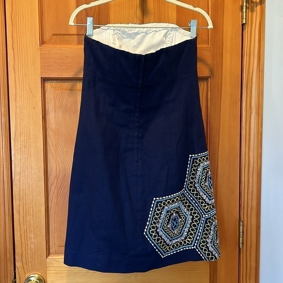 Lilly Pulitzer Bowen Navy Blue Comb Get It Embroidered Strapless Dress Size 2 - Picture 7 of 11